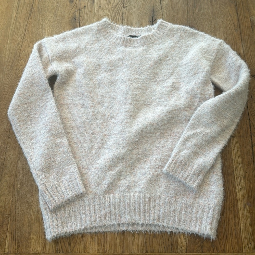 FATE FUZZY SWEATER PINK